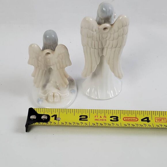 Set of 2 Flavia Angel Wall Figurines – 1992 – Praying & Flute - Picture 3 of 6